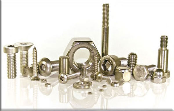 SDSS Chain and Shackles